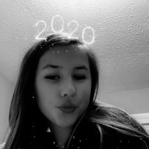 Meet your Posher, Alicia